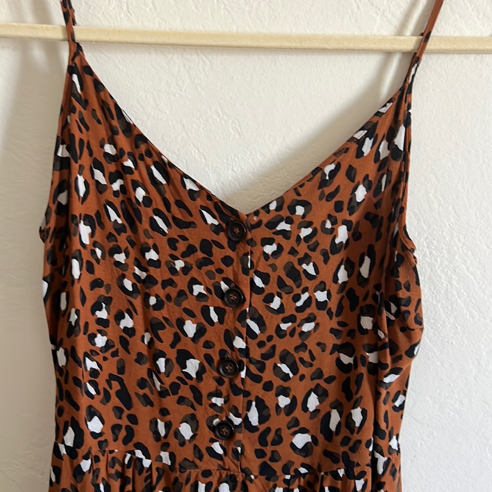 Leapoard print midi dress